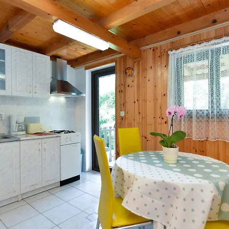 Near In Valbandon-istrien 44867 Apartment