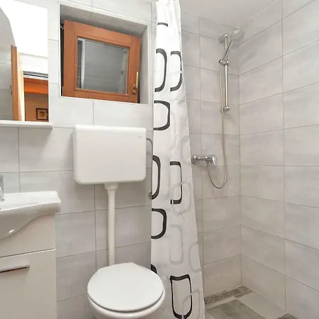 Apartment Near In Valbandon-istrien 44867 Valbandon